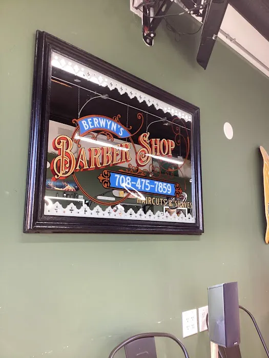 Berwyns barber shop Picture 4