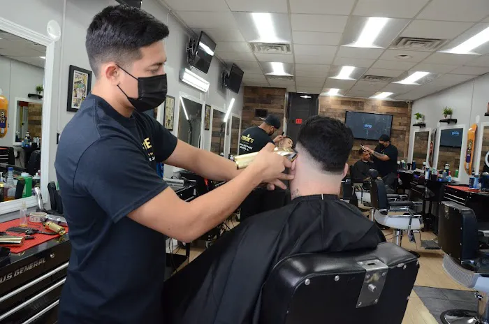 Berwyns barber shop Picture 3