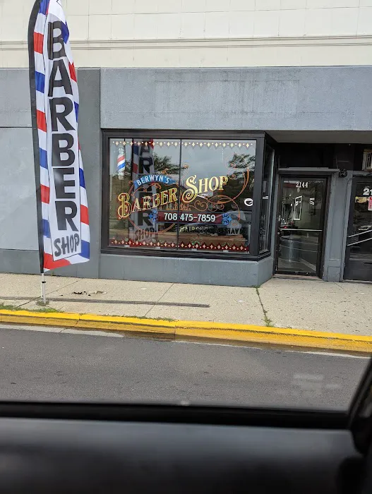 Berwyns barber shop Picture 8