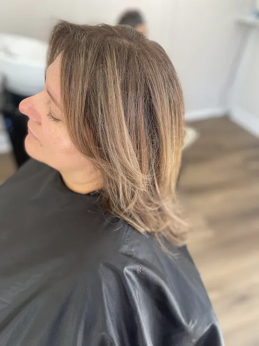 Mily’s Hair Studio Picture 8