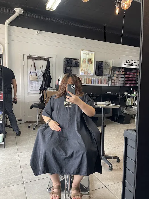 M2 Hair Salon Picture 7
