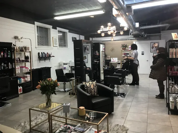 M2 Hair Salon Picture 5