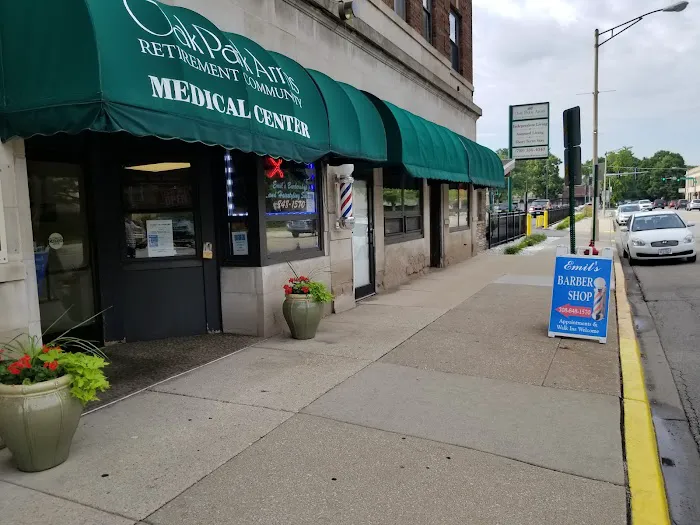 Frank's Barber Shop Picture 1