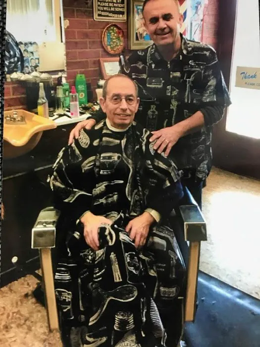 Frank's Barber Shop Picture 4