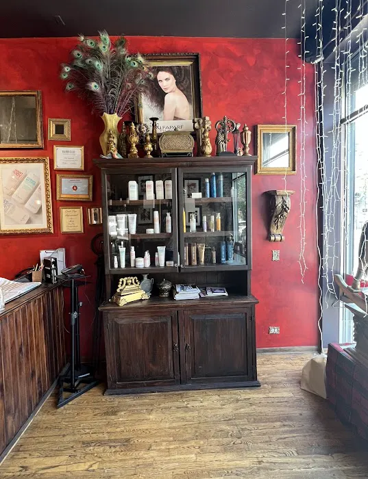 Shear Beauty Bar Picture 1