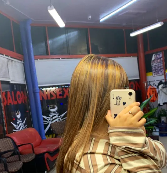 BROTHERS HAIR SALON Picture 8