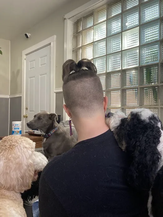 Waldy’s Barber Lounge Picture 4
