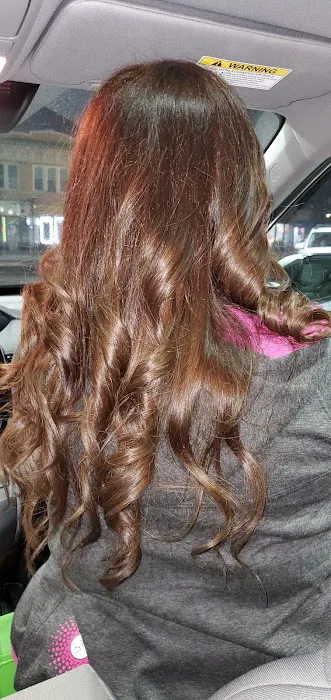Orlando's Hair Studio Picture 10