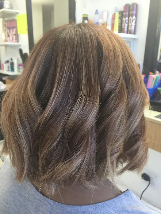 Victoria's Hair Salon Picture 7