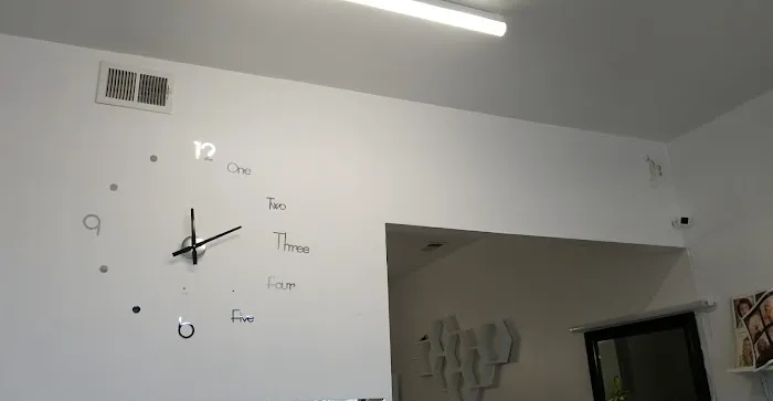 Victoria's Hair Salon Picture 1