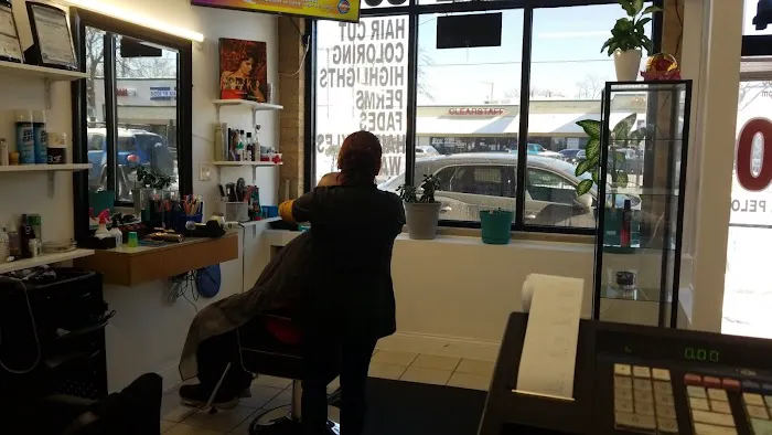 Victoria's Hair Salon Picture 10