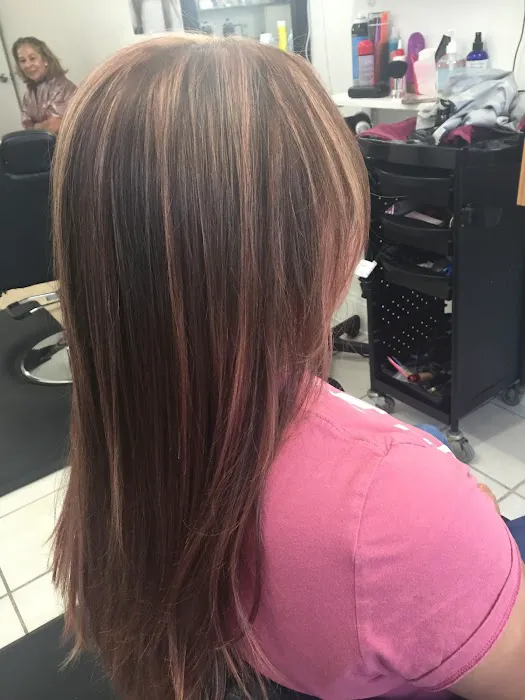 Victoria's Hair Salon Picture 5
