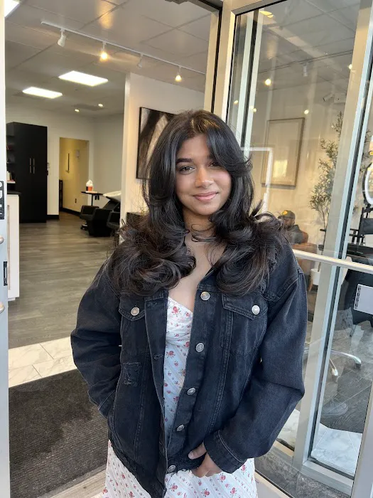 Status Signature Salon Picture 5