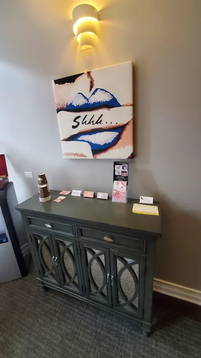 Supernova Esthetics | Sugaring Studio Picture 5