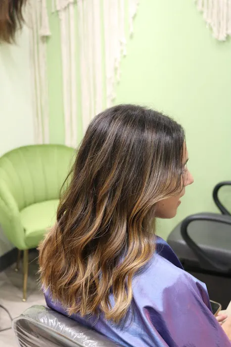 Kendal James Hair Picture 6