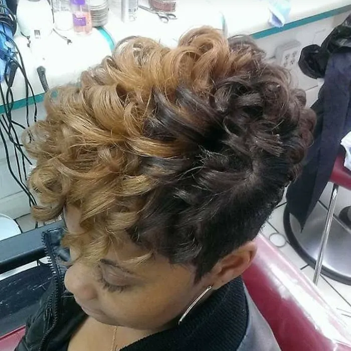 LAVISH HAIR STUDIO Picture 7