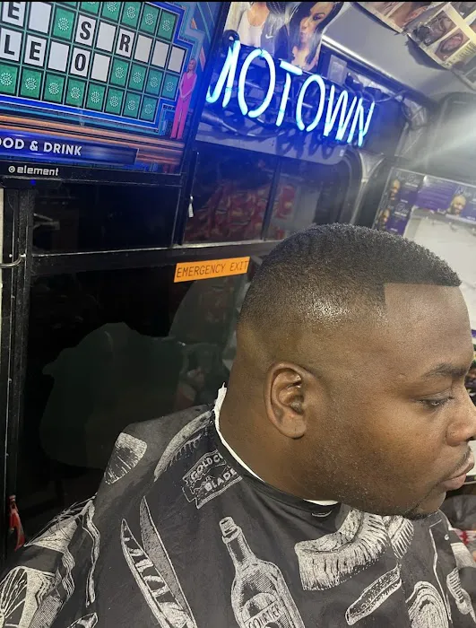 The Ultimate Experience Mobile Barbershop Picture 7