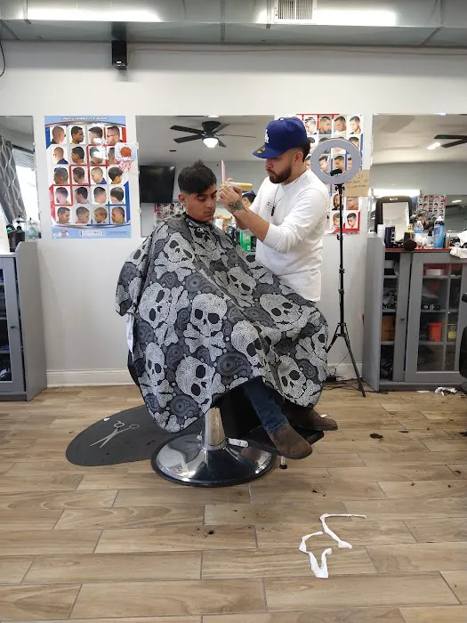 Barber Shop Vasquez Picture 9