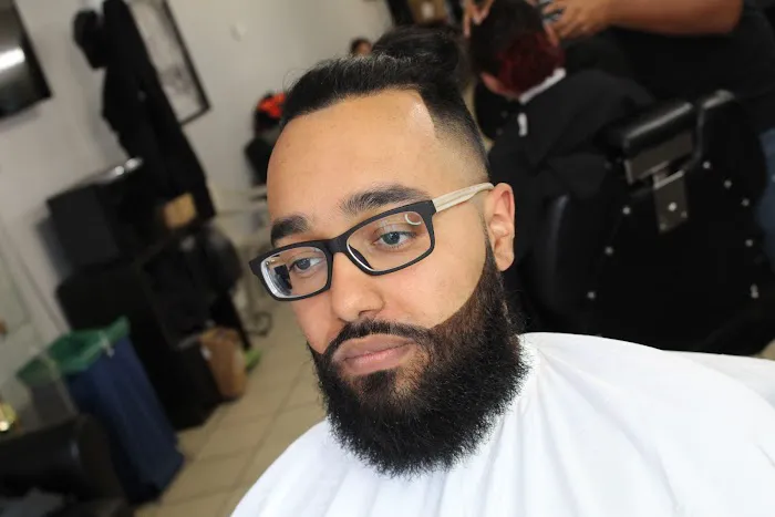 Exclusive Hair Studios Picture 1