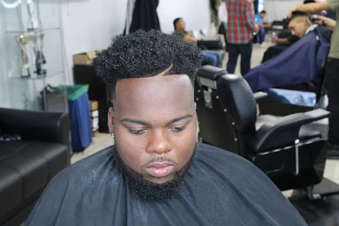 Exclusive Hair Studios Picture 5
