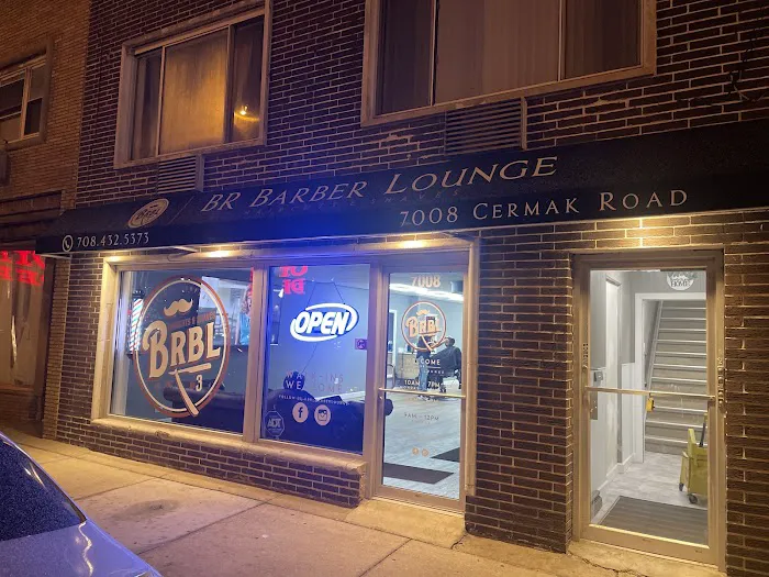 BR Barber Lounge No. 3 Picture 10