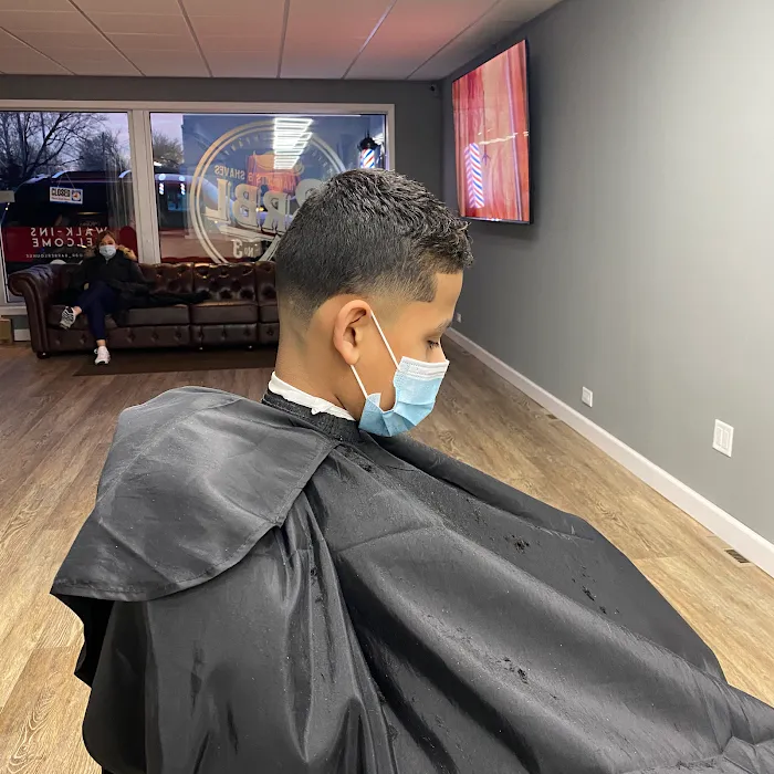 BR Barber Lounge No. 3 Picture 2
