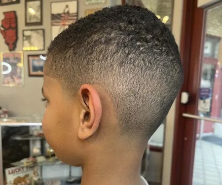 Magos Styling Cave — Barbershop