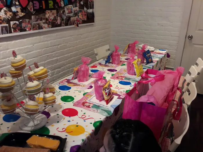 Lilies & Spikes Kids & Teens Hair Salon & Spa Picture 3
