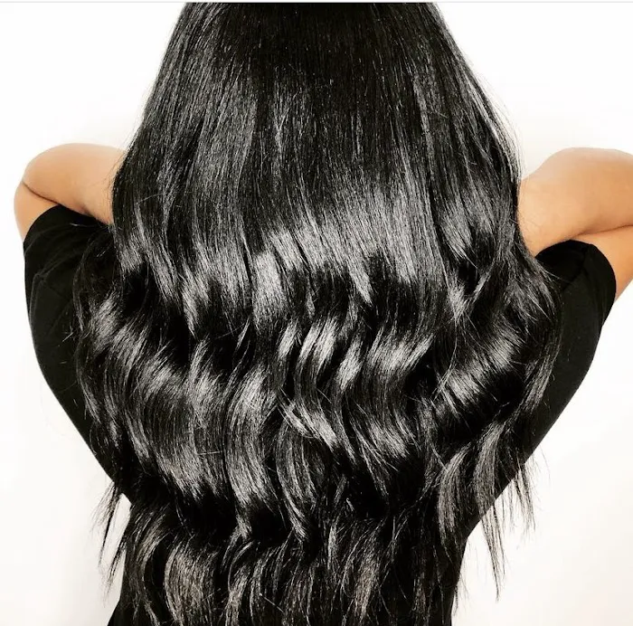 Knottie Gyal Hair & Wigs Picture 6