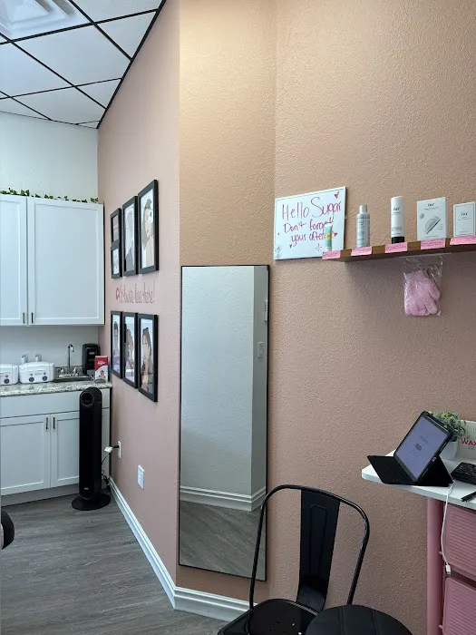 Hello Sugar | Oak Park - Brazilian Wax & Sugar Salon Picture 8
