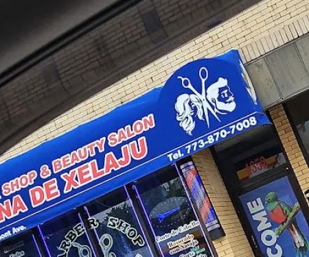Luna de Xelaju Barber Shop & Beauty Salon