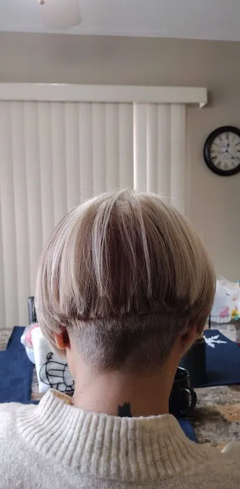 Johnny & Rosa's Hair Salon Picture 1