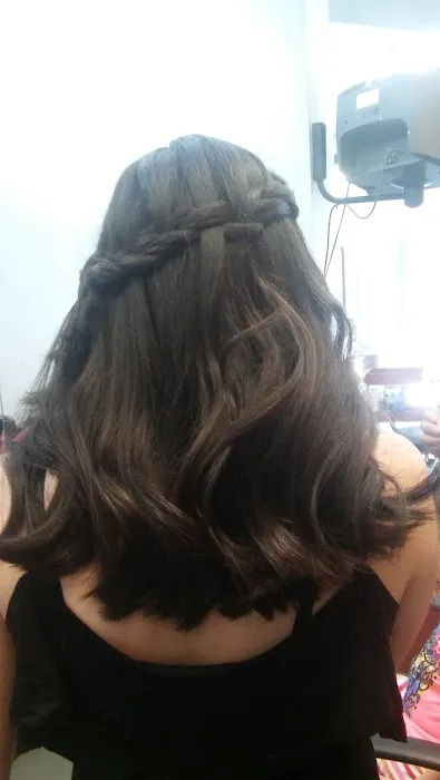 Capelli Hair Salon Picture 5