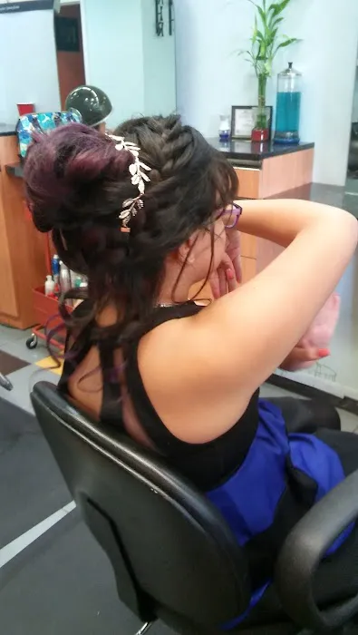 Capelli Hair Salon Picture 10