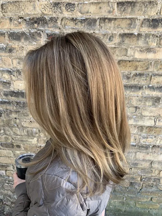 Hare&Co Salon Picture 10