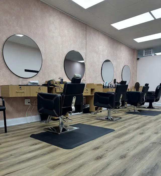 Tijeras Hair Salon Picture 10