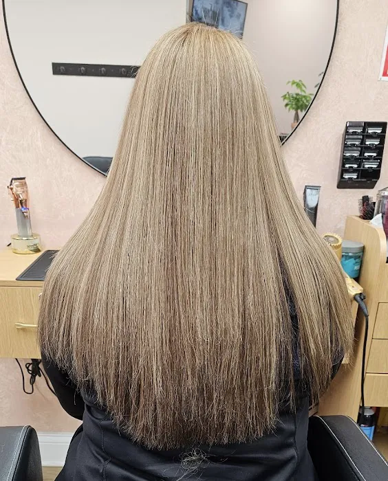 Tijeras Hair Salon Picture 8