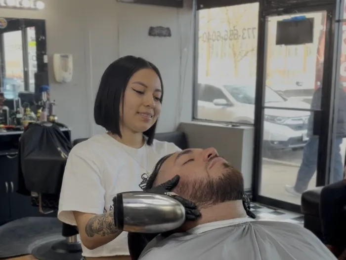 Miss Barber Tatiana Picture 2