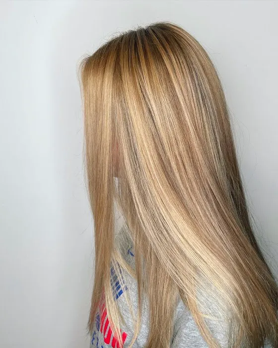 Emily.Does.Hair Picture 3
