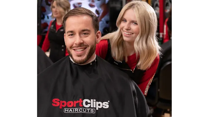 Sport Clips Haircuts of Chicago - West Lakeview Picture 9