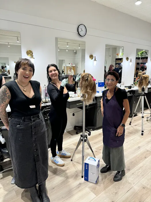 Robert Jeffrey Salon Lakeview Picture 5