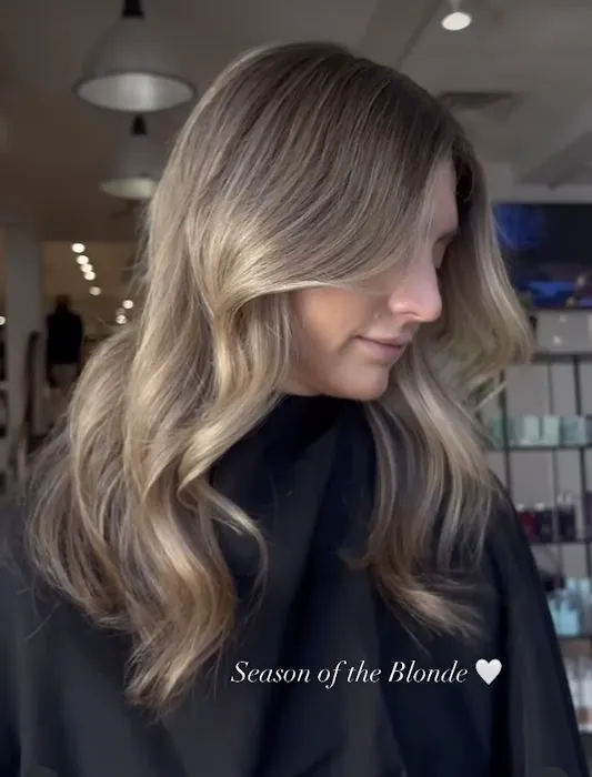 Robert Jeffrey Salon Lakeview Picture 10