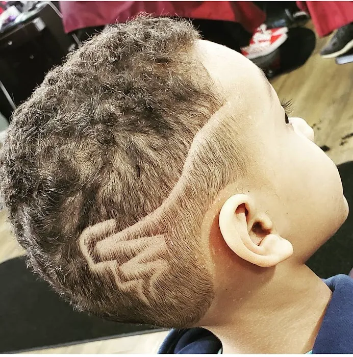 V3 Barbershop Picture 9