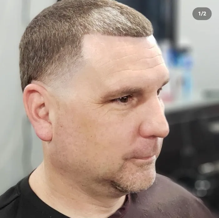 V3 Barbershop Picture 7
