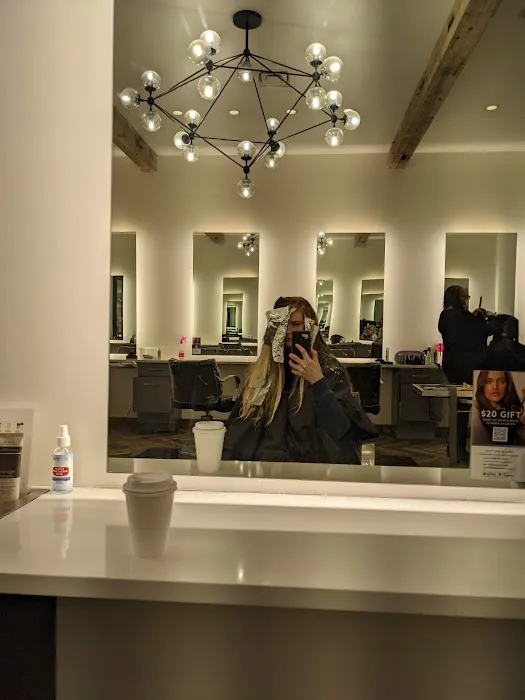 Indira Aveda Lifestyle Salon Spa Picture 10