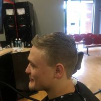 Keri The Lady Barber ico