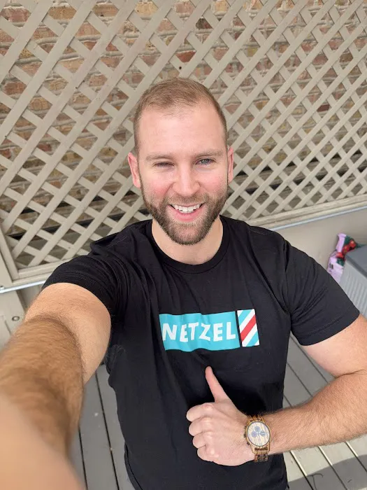 Netzel's Barbershop Picture 4