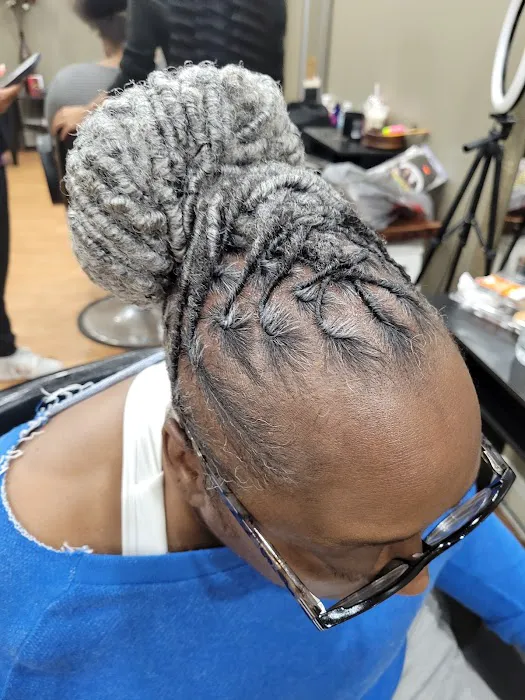 Glo On Braids and Natural Hairstyling Shavon Picture 9