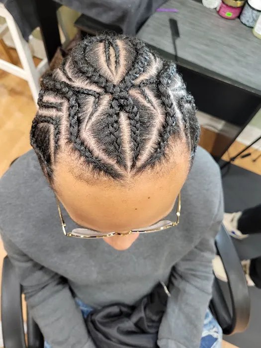 Glo On Braids and Natural Hairstyling Shavon Picture 10