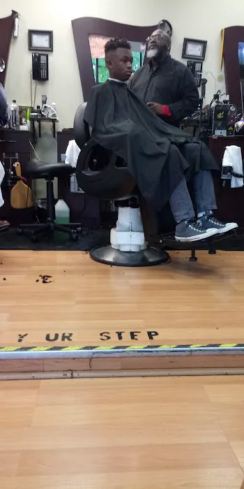 Hyde Park Barber Studio Picture 1